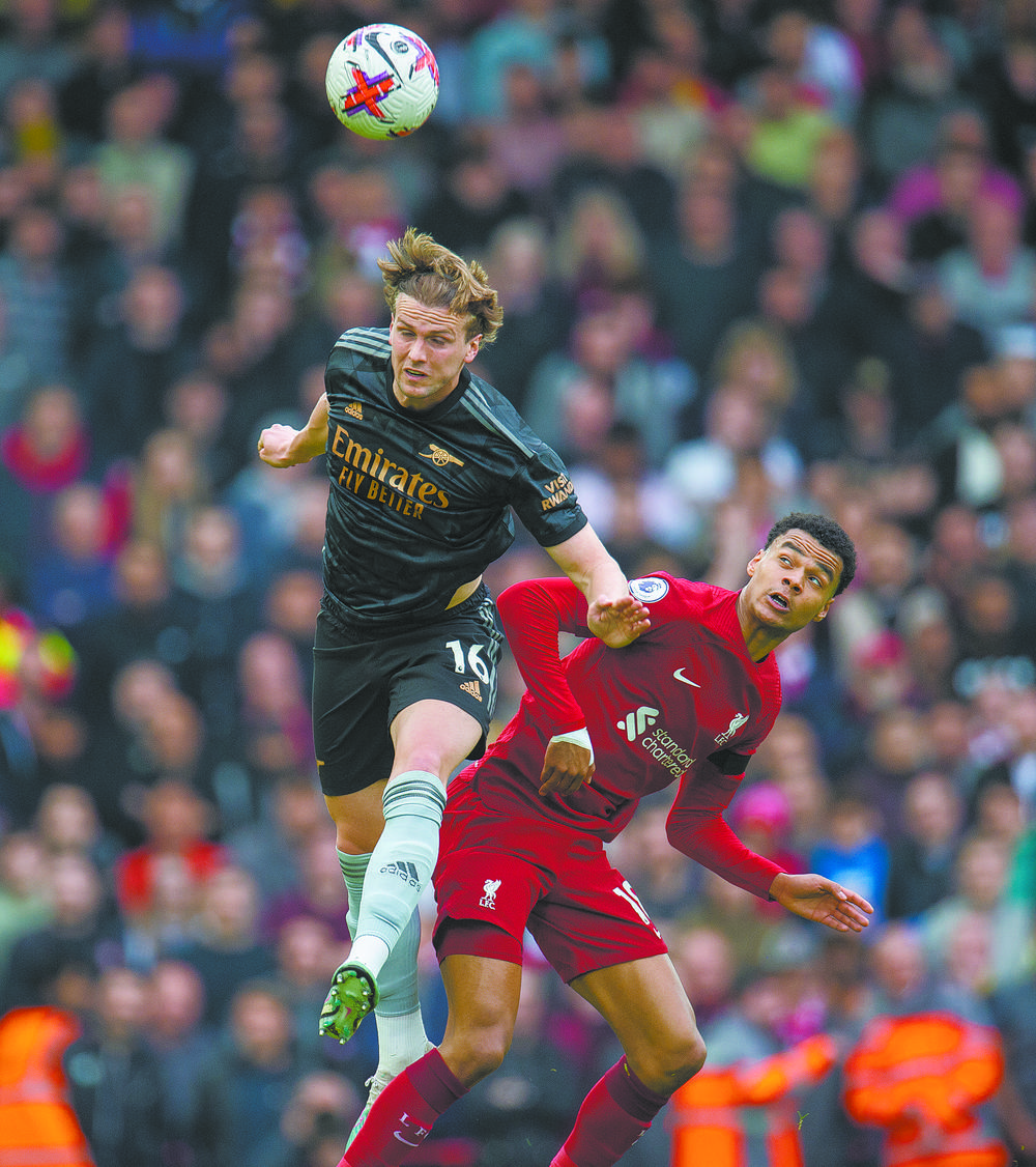 中超-基莱斯双响杨立瑜补时绝平 津门虎2-2北京国安