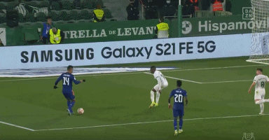 阿隆索告别皇马，利物浦拜仁曼城关注其执教动向