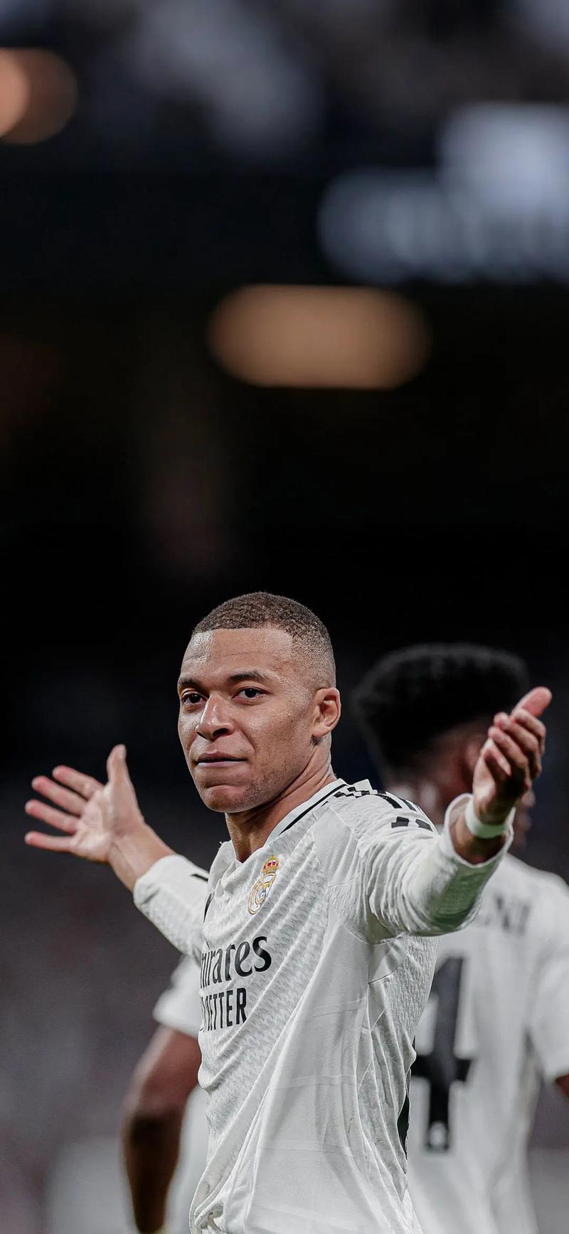 热刺vs桑德兰：里沙利松、克里斯蒂安-罗梅罗首发，扎卡、穆杰莱出战