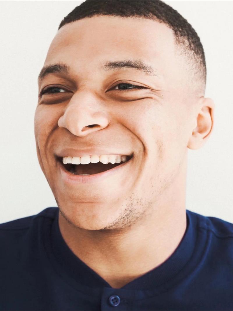 生存FPS《蛮荒计划》新截图 在危险岛屿打恐龙